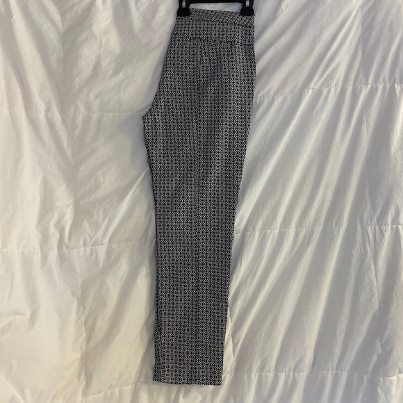 Dress Pants - size 6/8 - Picture 4 of 10